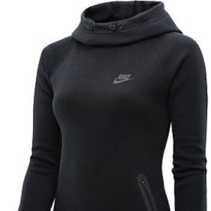 Women’s Nike Tech Fleece Pullover Hoodie - sz S